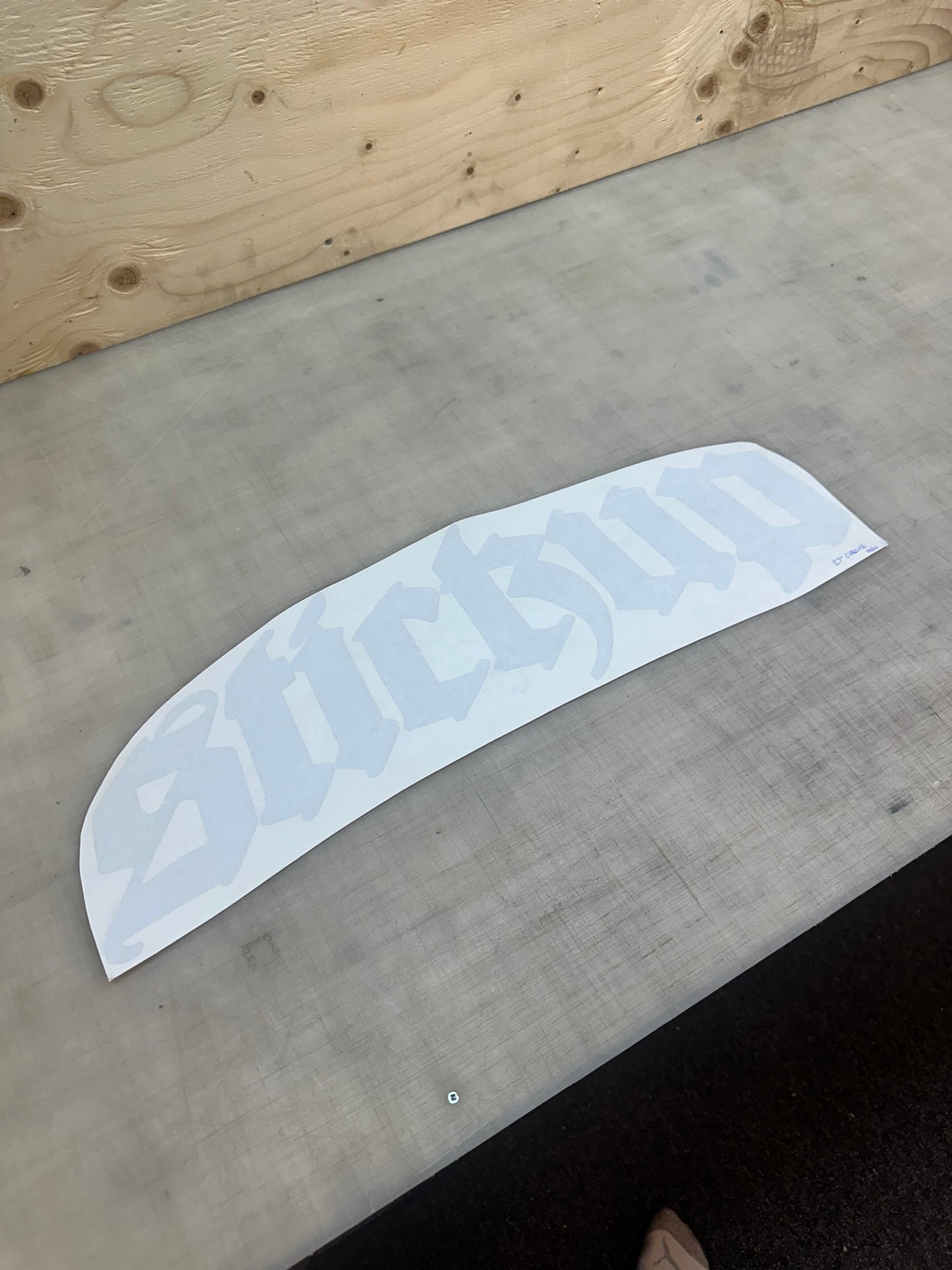 CHROME HOLO BANNER 23"